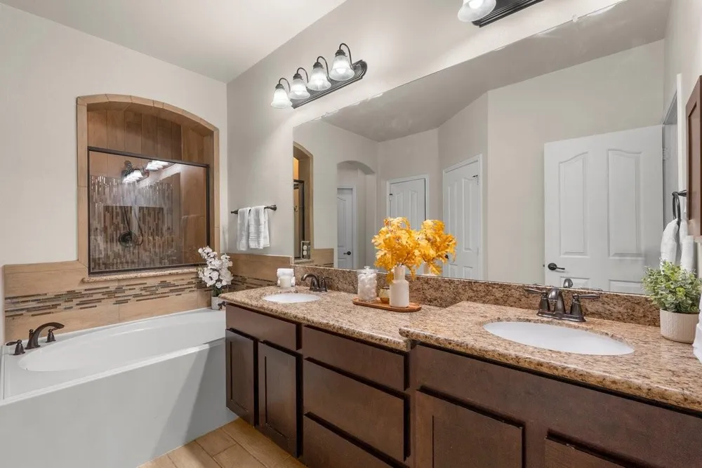1103 Nantucket Street Pasadena, TX 77503