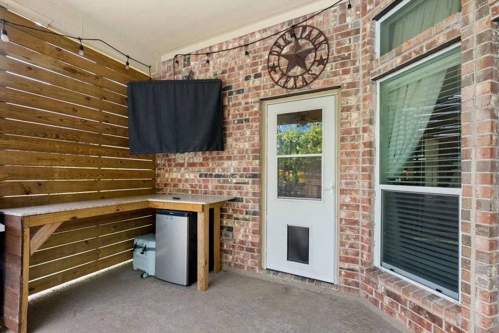 1103 Nantucket Street Pasadena, TX 77503