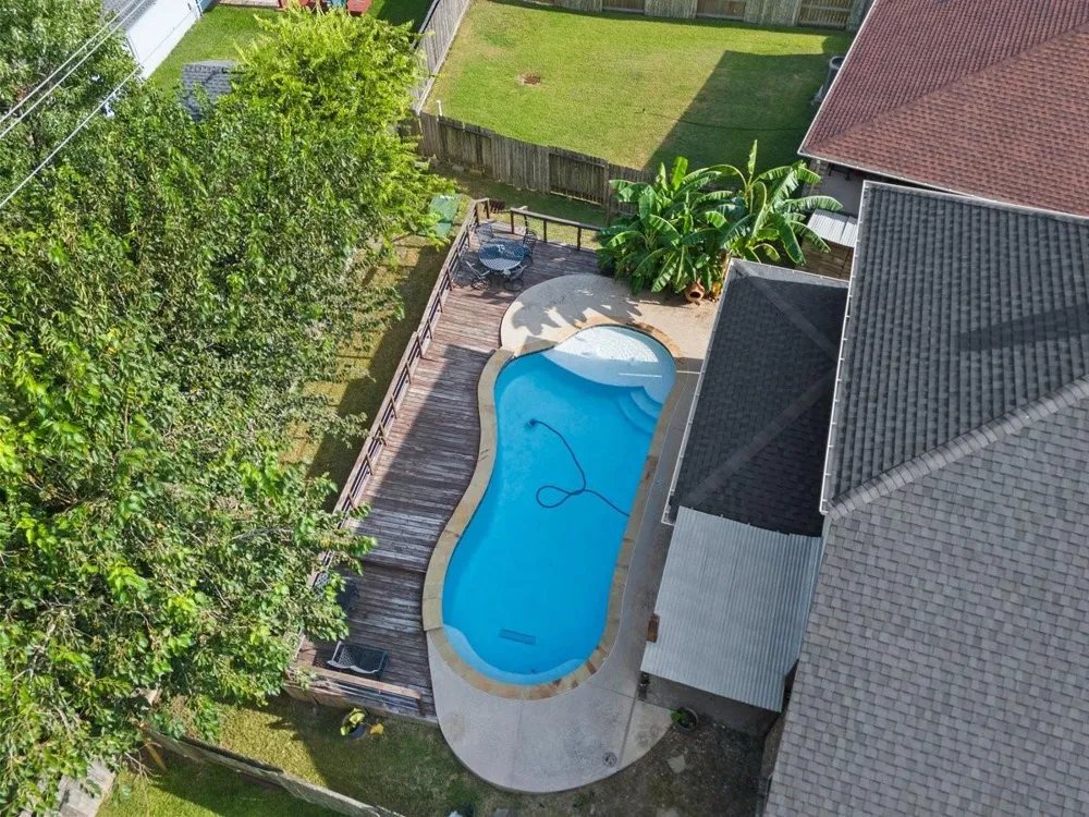 1103 Nantucket Street Pasadena, TX 77503