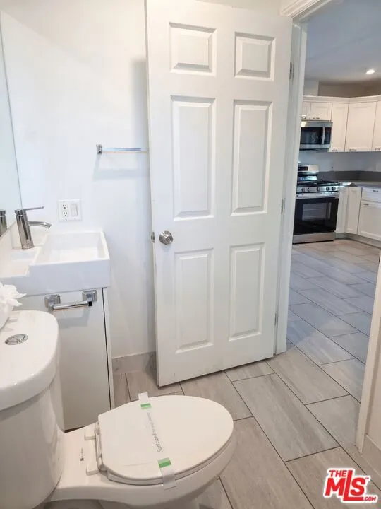 22619 Enadia Way West Hills, CA 91367