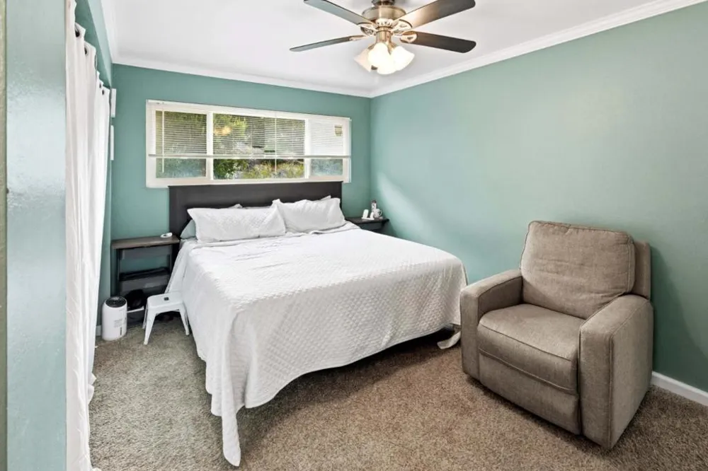 19233 Creekside Lane Salinas, CA 93908
