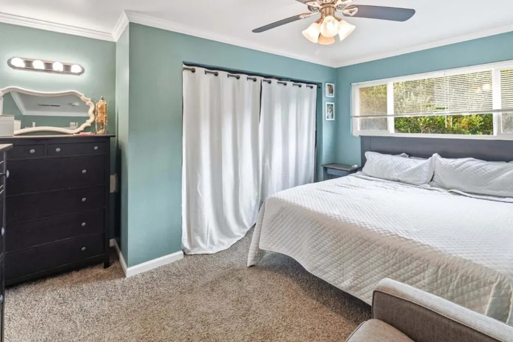 19233 Creekside Lane Salinas, CA 93908