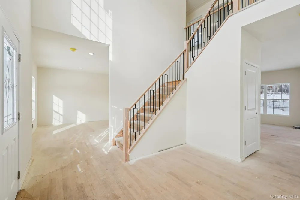 14 Vargas (AKA 70 Jessup Ln) Circle Stony Point, NY 10980