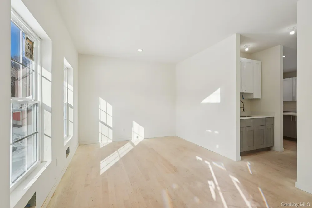 14 Vargas (AKA 70 Jessup Ln) Circle Stony Point, NY 10980