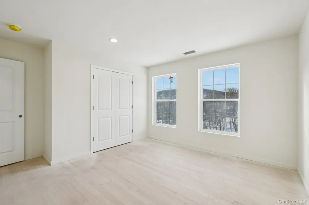 14 Vargas (AKA 70 Jessup Ln) Circle Stony Point, NY 10980