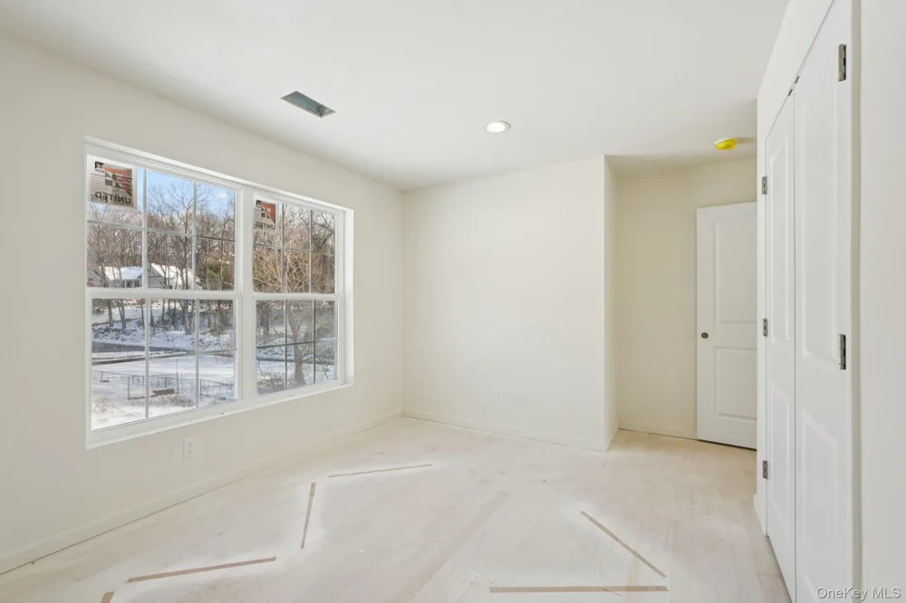 14 Vargas (AKA 70 Jessup Ln) Circle Stony Point, NY 10980