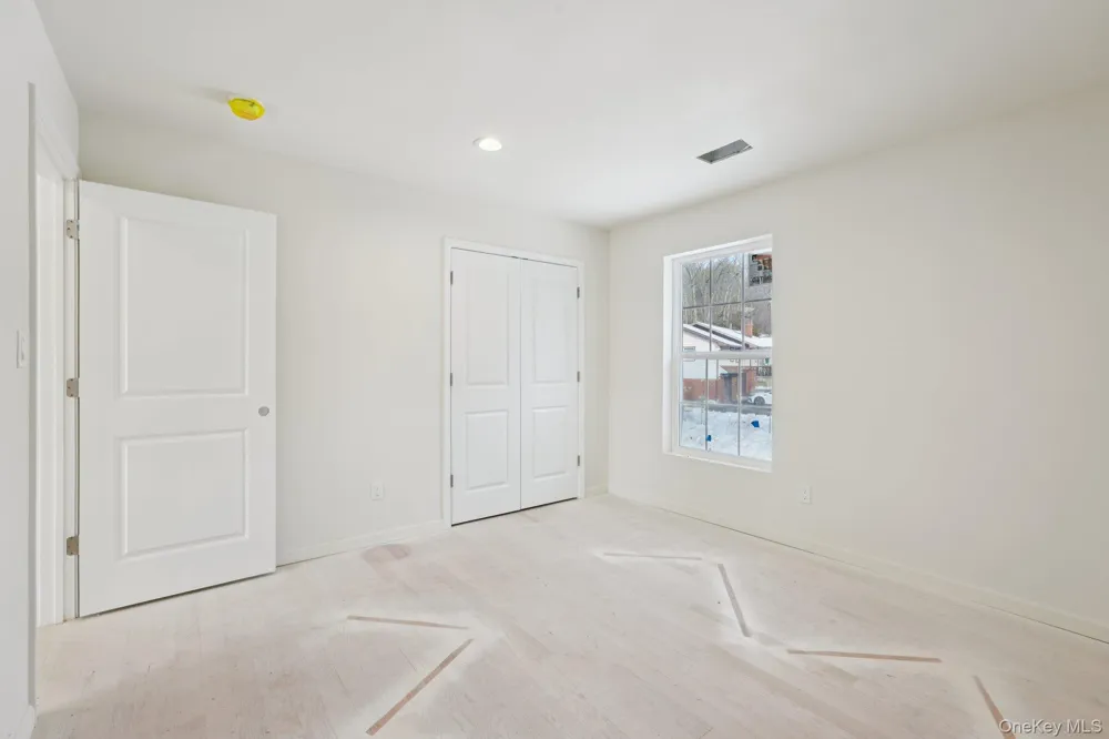 14 Vargas (AKA 70 Jessup Ln) Circle Stony Point, NY 10980