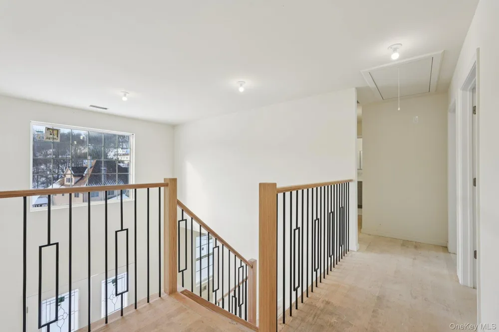 14 Vargas (AKA 70 Jessup Ln) Circle Stony Point, NY 10980