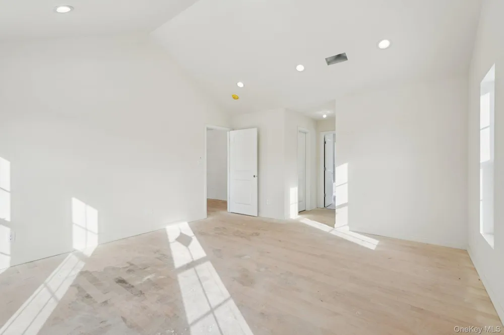 14 Vargas (AKA 70 Jessup Ln) Circle Stony Point, NY 10980