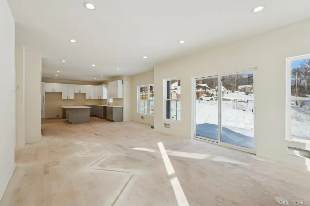 10 Vargas (AKA 70 Jessup Ln) Circle Stony Point, NY 10980