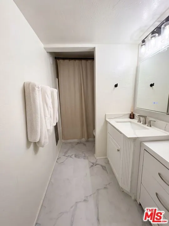 1336 Yale Street #6 Santa Monica, CA 90404