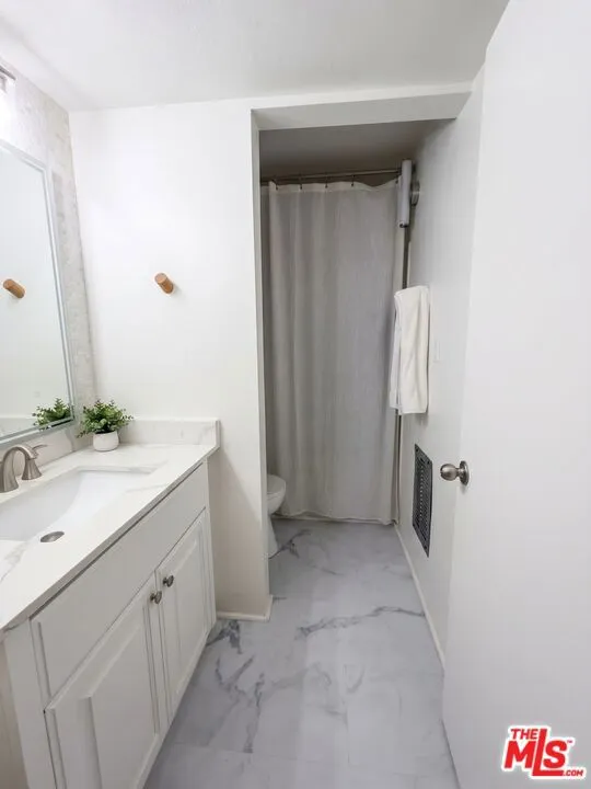 1336 Yale Street #6 Santa Monica, CA 90404