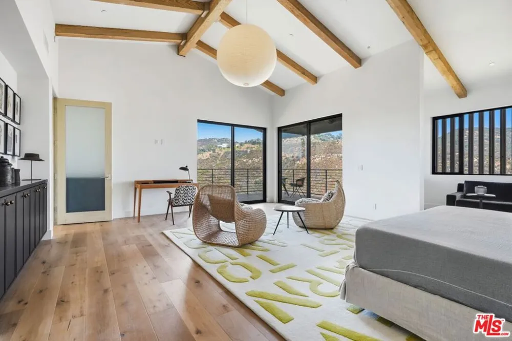 2345 Tuna Canyon Road Topanga, CA 90290