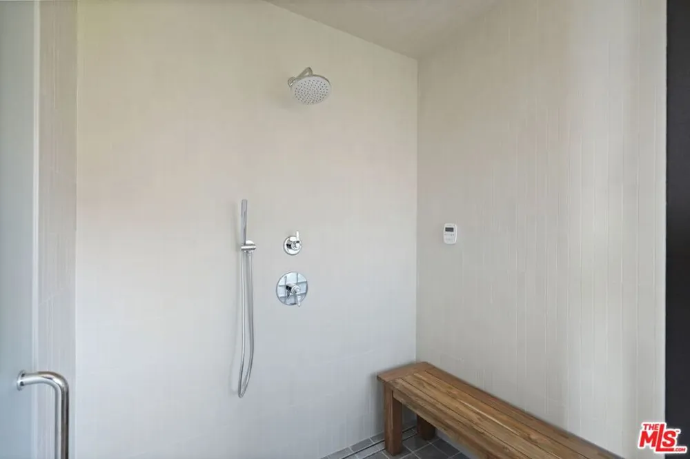 2345 Tuna Canyon Road Topanga, CA 90290
