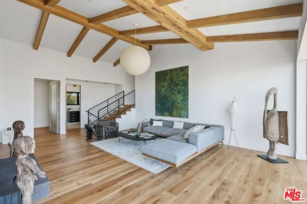 2345 Tuna Canyon Road Topanga, CA 90290