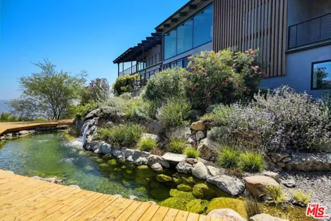 2345 Tuna Canyon Road
