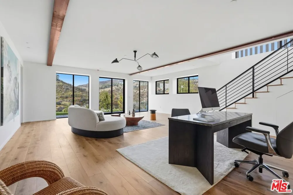 2345 Tuna Canyon Road Topanga, CA 90290