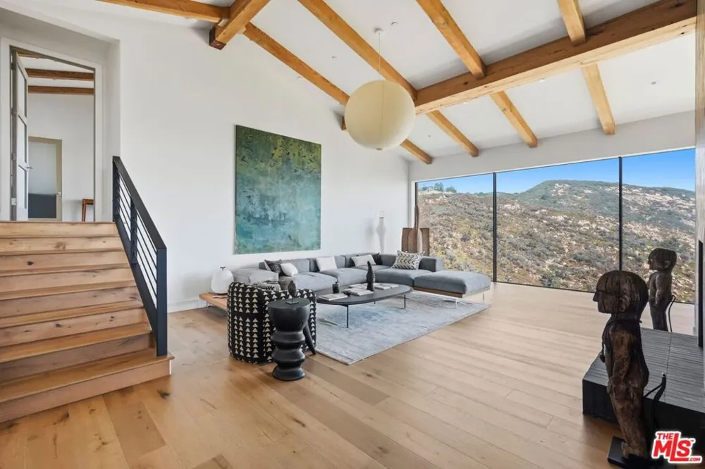 2345 Tuna Canyon Road Topanga, CA 90290