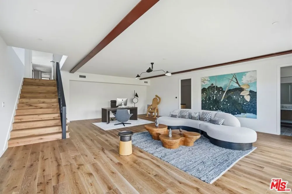 2345 Tuna Canyon Road Topanga, CA 90290