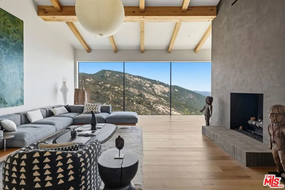 2345 Tuna Canyon Road Topanga, CA 90290