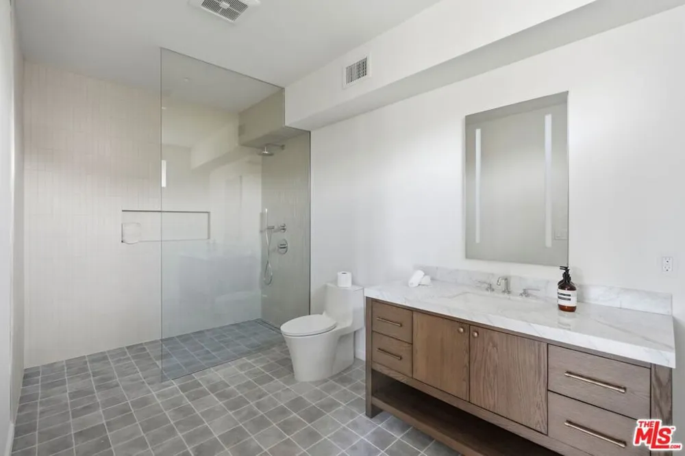 2345 Tuna Canyon Road Topanga, CA 90290