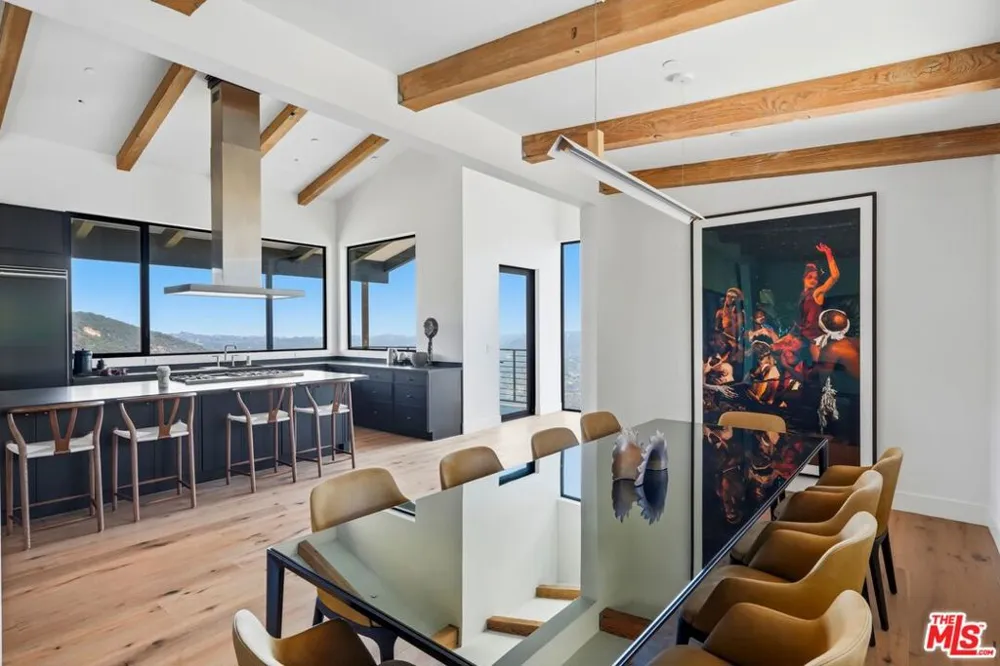 2345 Tuna Canyon Road Topanga, CA 90290