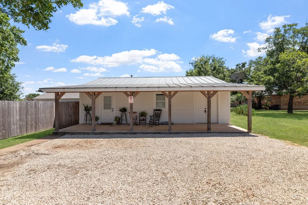 703 E HIGHWAY ST STREET Fredericksburg, TX 78624