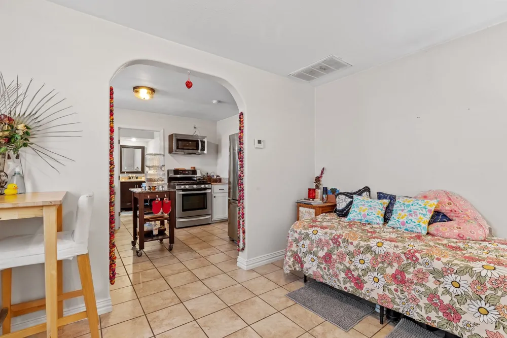703 E HIGHWAY ST STREET Fredericksburg, TX 78624