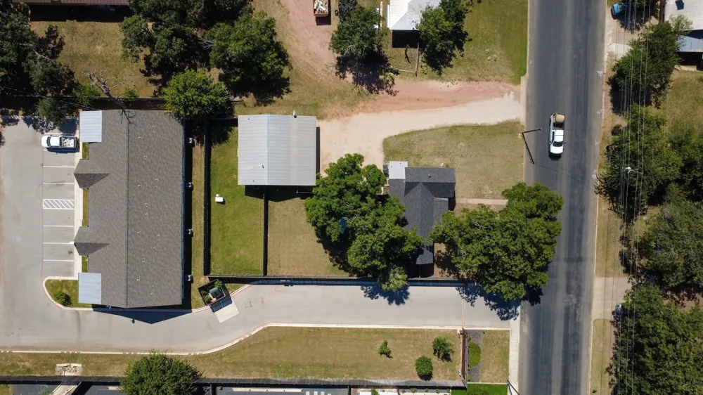 703 E HIGHWAY ST STREET Fredericksburg, TX 78624