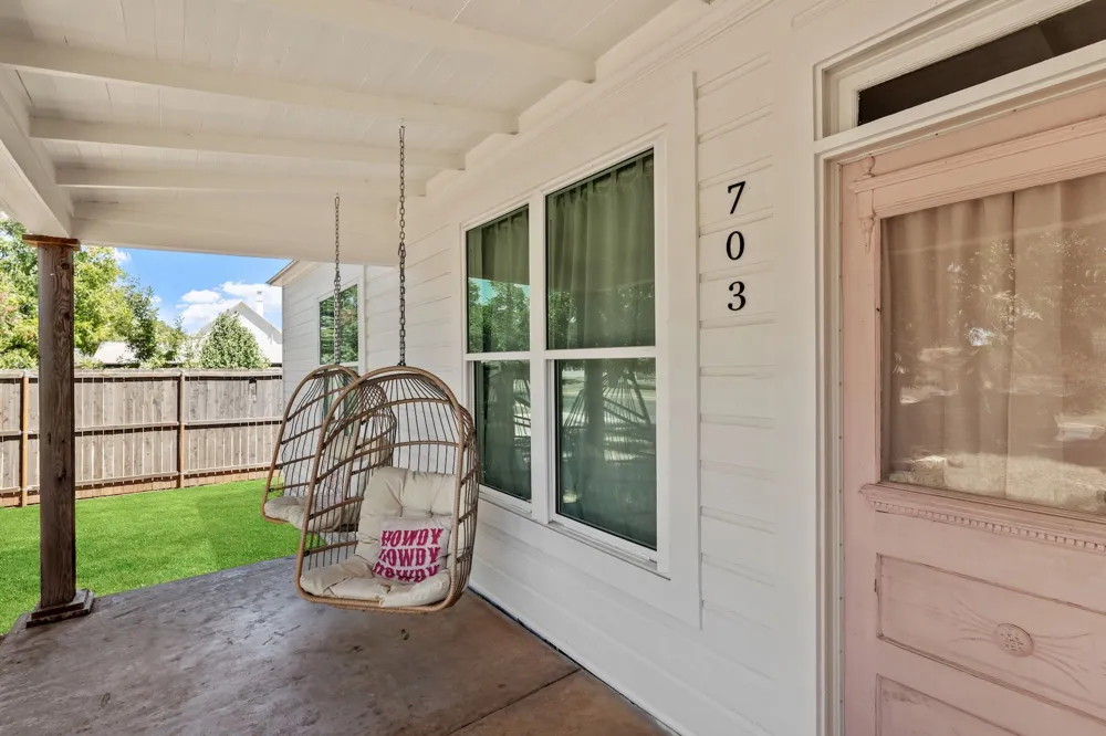 703 E HIGHWAY ST STREET Fredericksburg, TX 78624