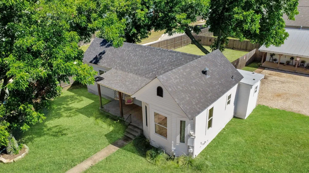 703 E HIGHWAY ST STREET Fredericksburg, TX 78624