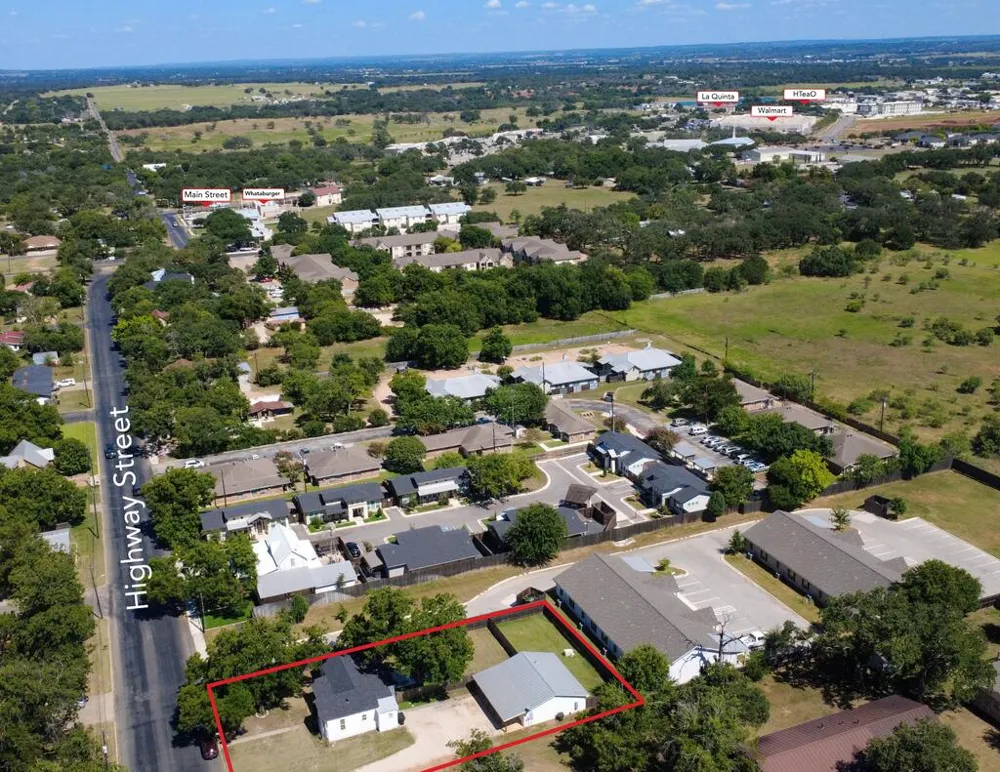 703 E HIGHWAY ST STREET Fredericksburg, TX 78624