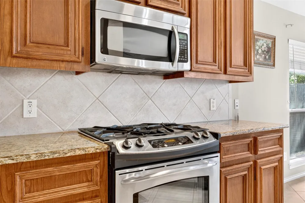 9403 Comstock Meadows Drive Houston, TX 77095