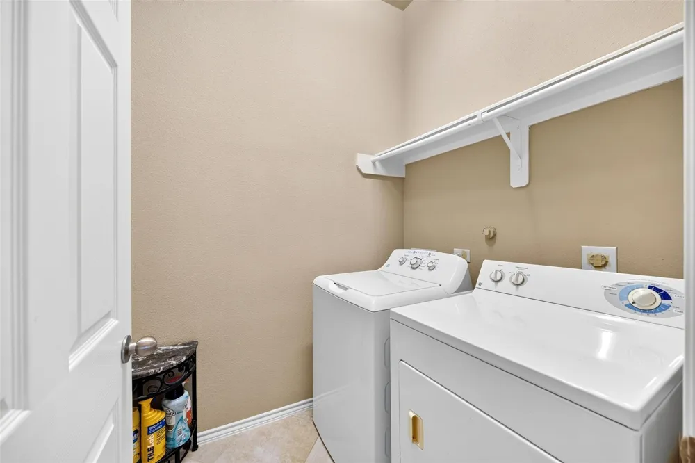 9403 Comstock Meadows Drive Houston, TX 77095