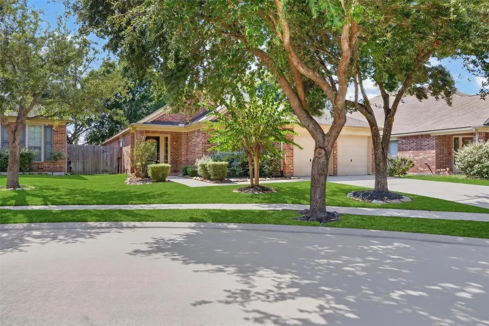9403 Comstock Meadows Drive Houston, TX 77095