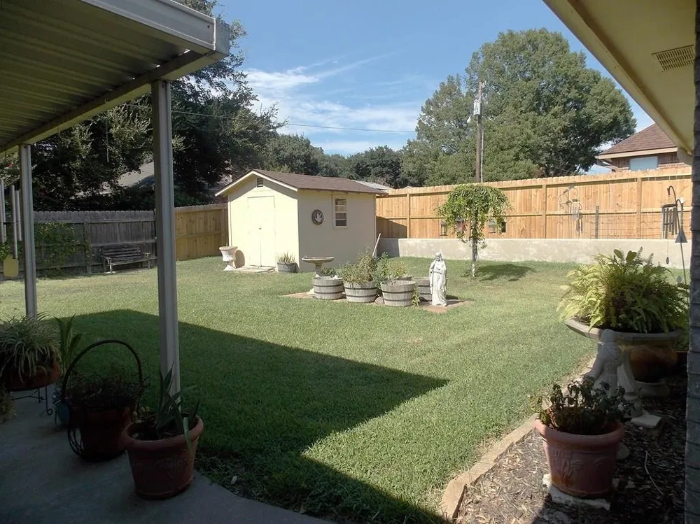 1501 Pecan Street Brenham, TX 77833
