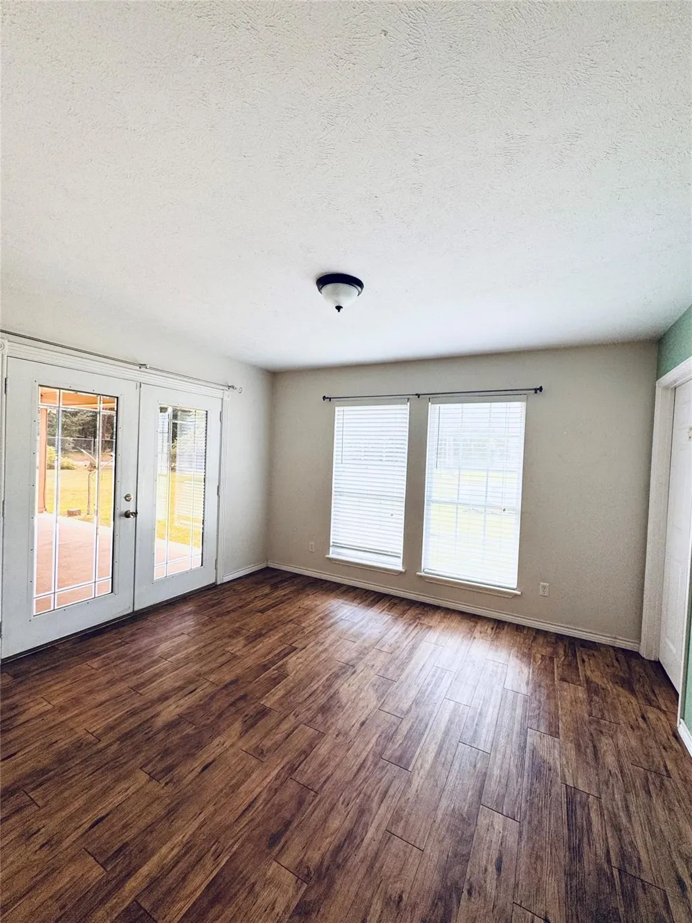10991 Gilmore Rd Cleveland, TX 77328