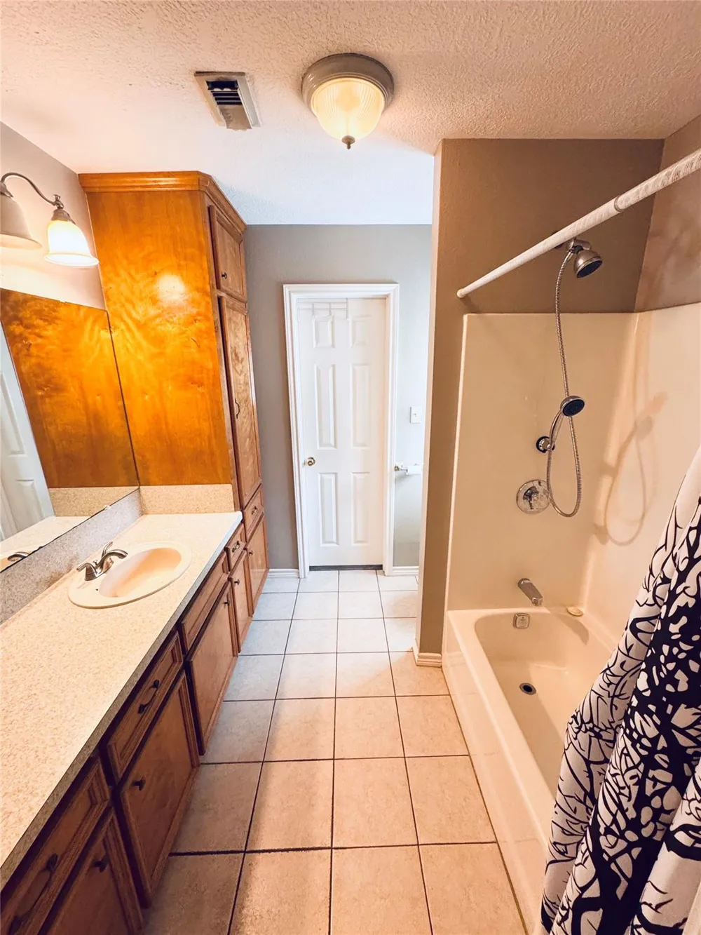 10991 Gilmore Rd Cleveland, TX 77328