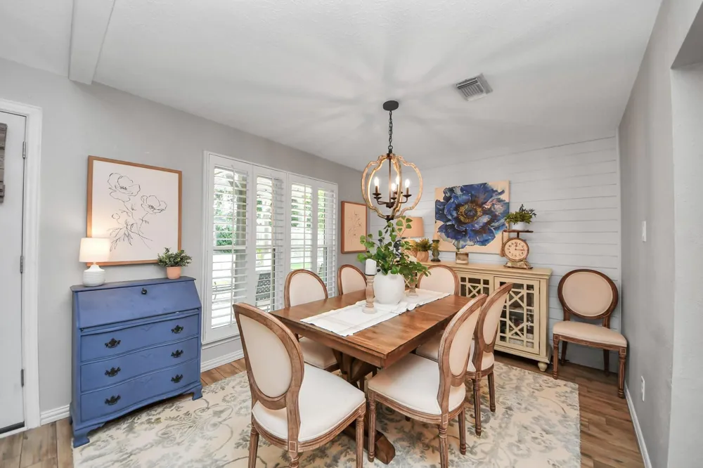 2102 Fountain Drive Sugar Land, TX 77478