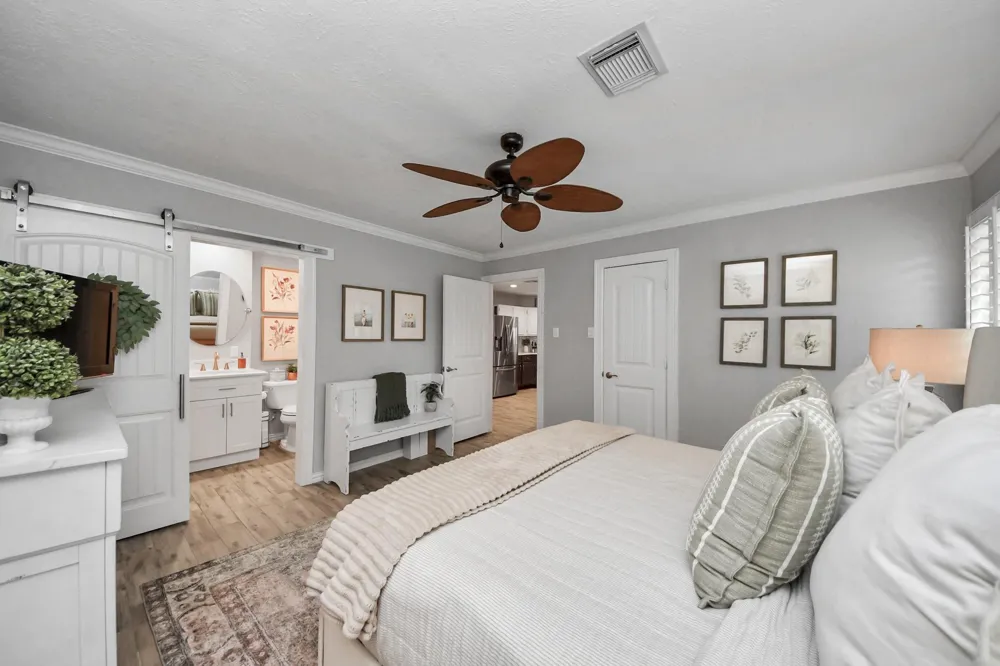 2102 Fountain Drive Sugar Land, TX 77478