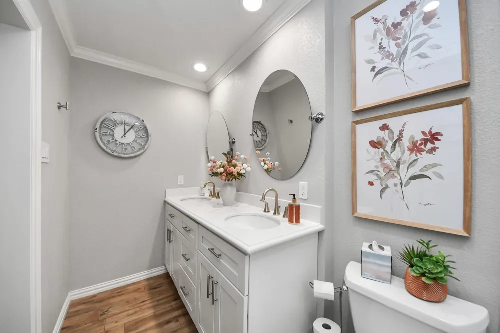 2102 Fountain Drive Sugar Land, TX 77478