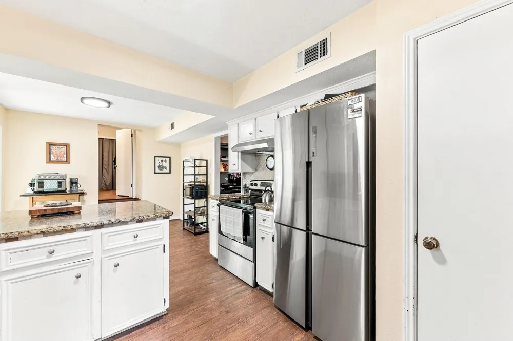 1850 Rollingwood Drive Huntsville, TX 77340