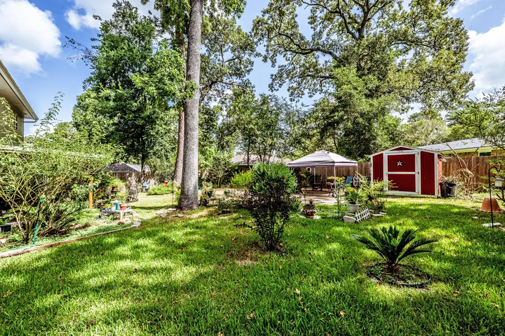 1850 Rollingwood Drive Huntsville, TX 77340