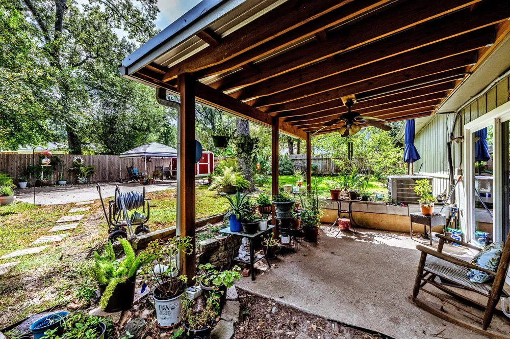 1850 Rollingwood Drive Huntsville, TX 77340
