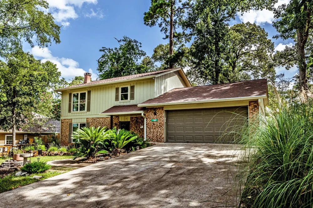 1850 Rollingwood Drive Huntsville, TX 77340