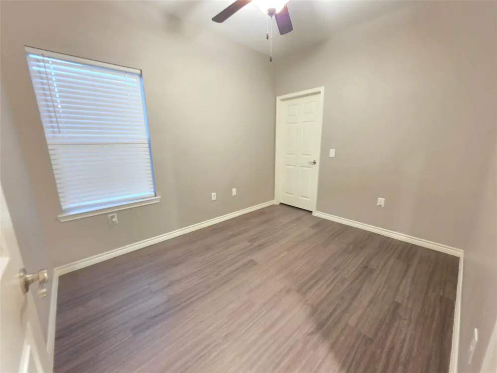 737 County Road 3406 Cleveland, TX 77327