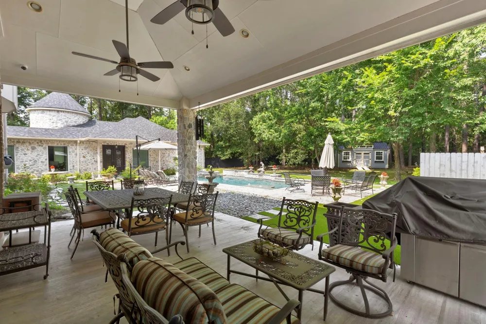 19634 Riverwalk Drive Porter, TX 77365