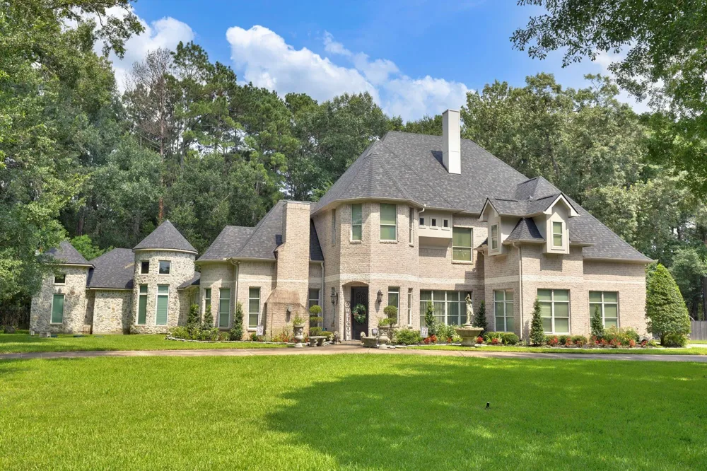 19634 Riverwalk Drive Porter, TX 77365