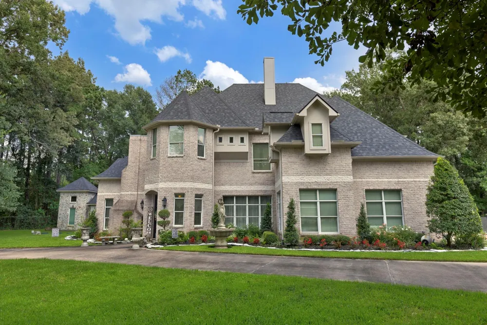 19634 Riverwalk Drive Porter, TX 77365