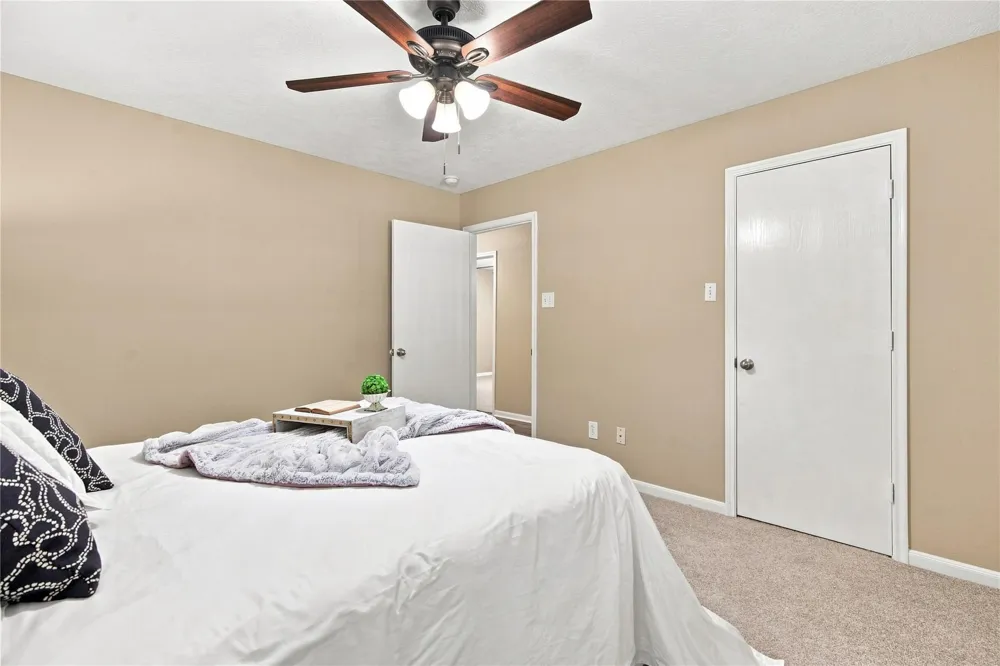 8836 E Buffalo Circle Willis, TX 77378